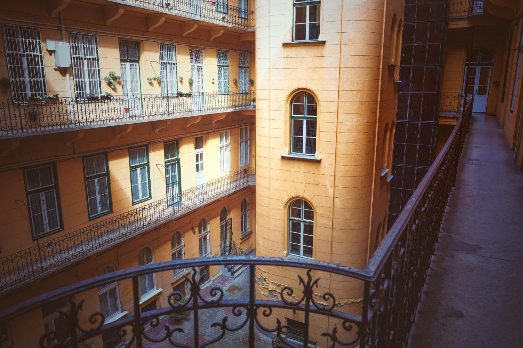 Appartement Jozsef Krt 3Br - Near Corvin à Budapest Extérieur photo